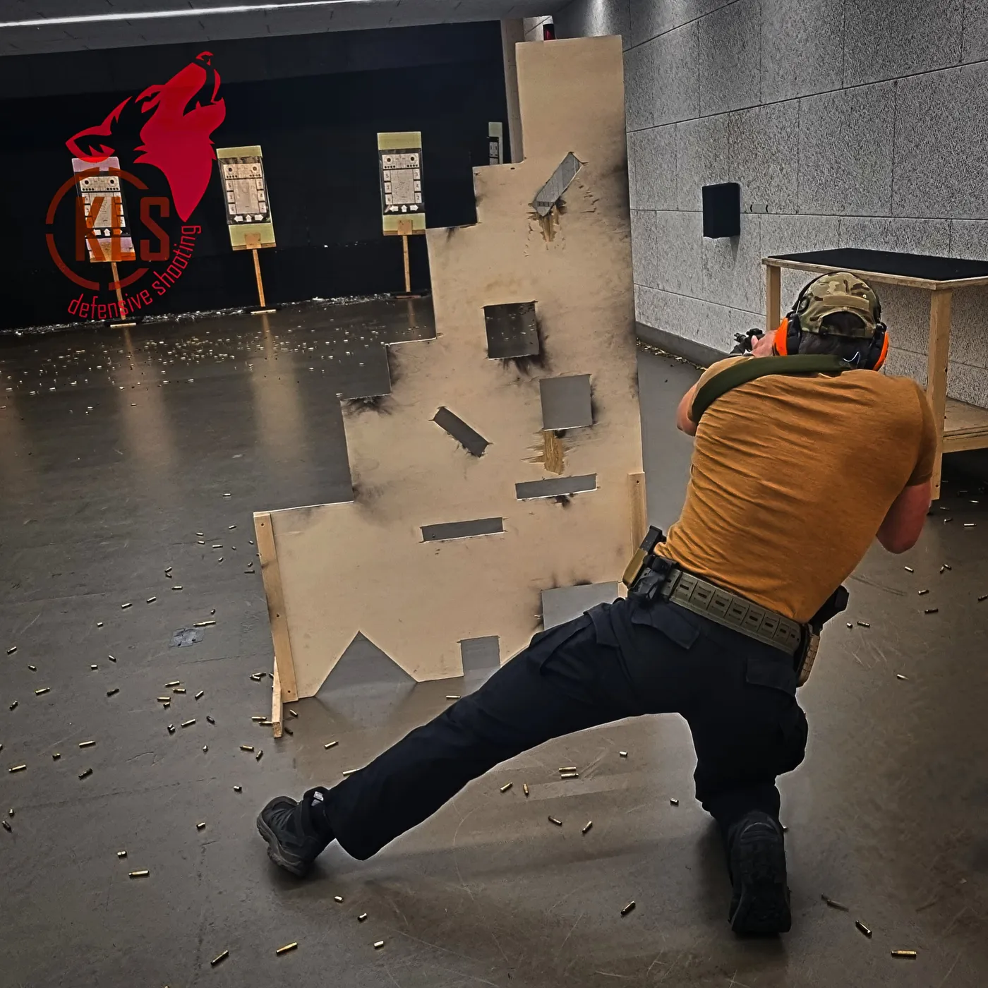Dynamisches Schießen an der Deckung